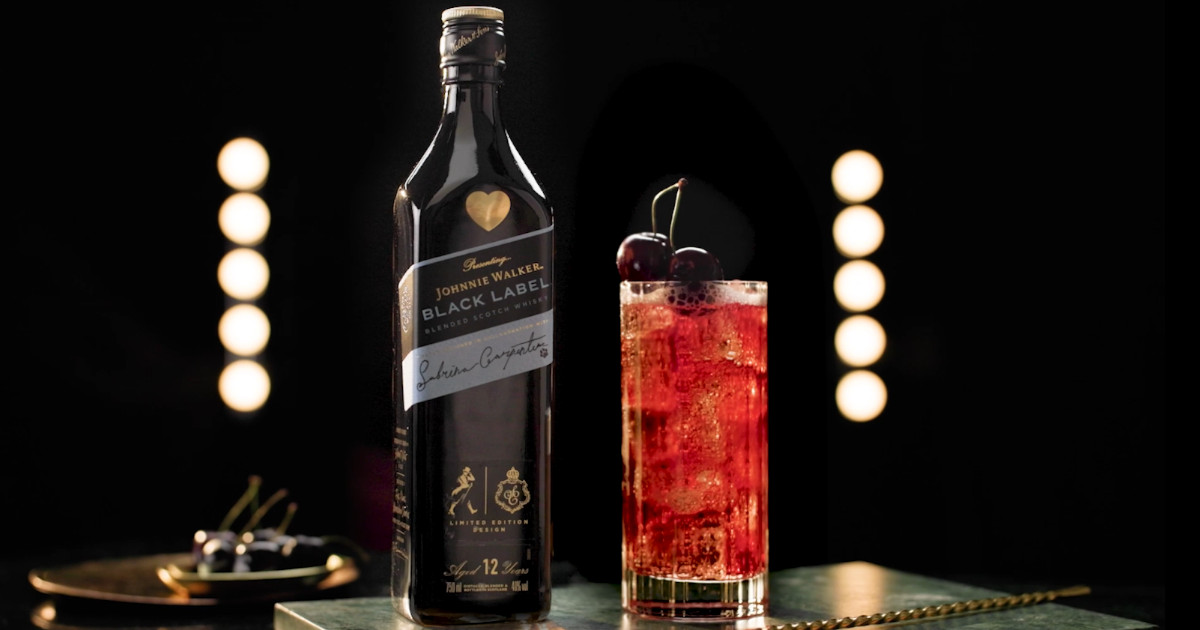 Uma Black Label ao gosto de Sabrina Carpenter? Johnnie Walker acaba de lançar nova garrafa