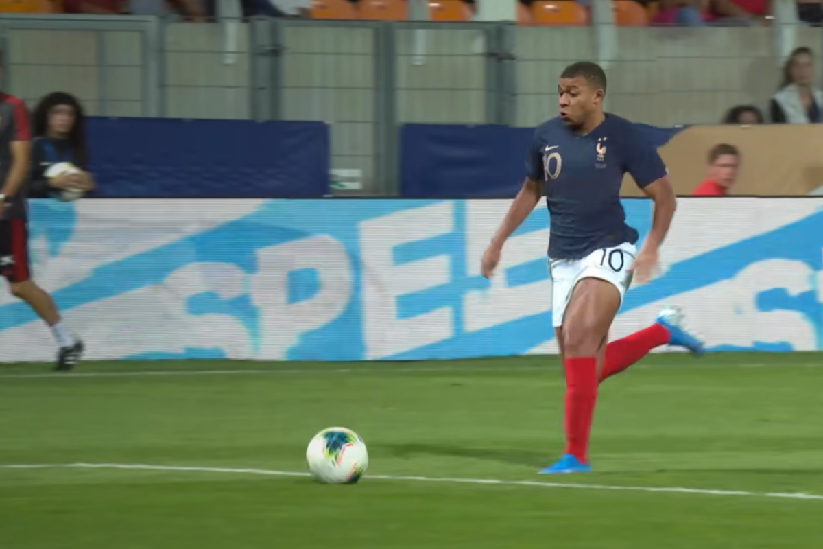 Neste vídeo, acha que é a equipa masculina a jogar? Veja o final