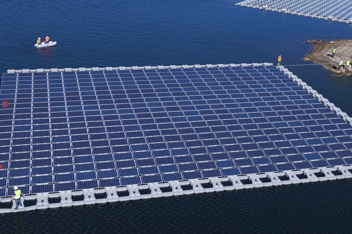 Parque solar flutuante da EDP no Alqueva recebeu luz verde