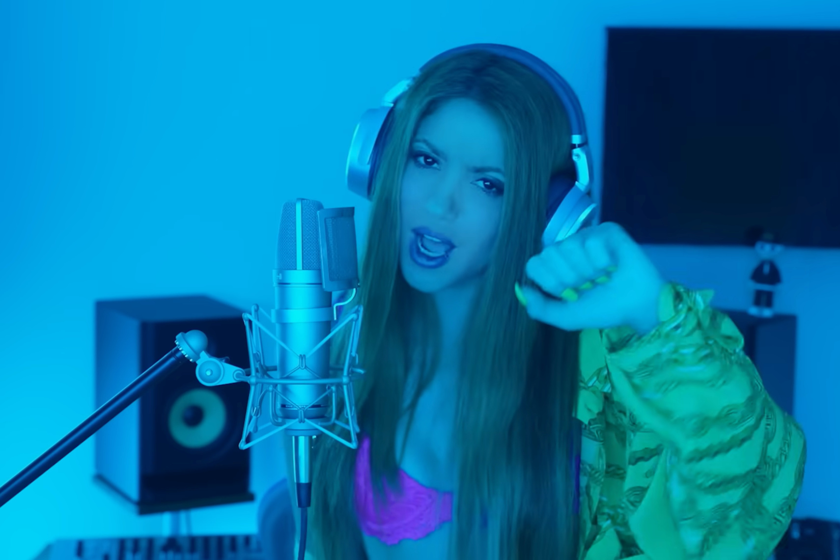 O que ganharam as marcas em destaque na música polémica de Shakira?