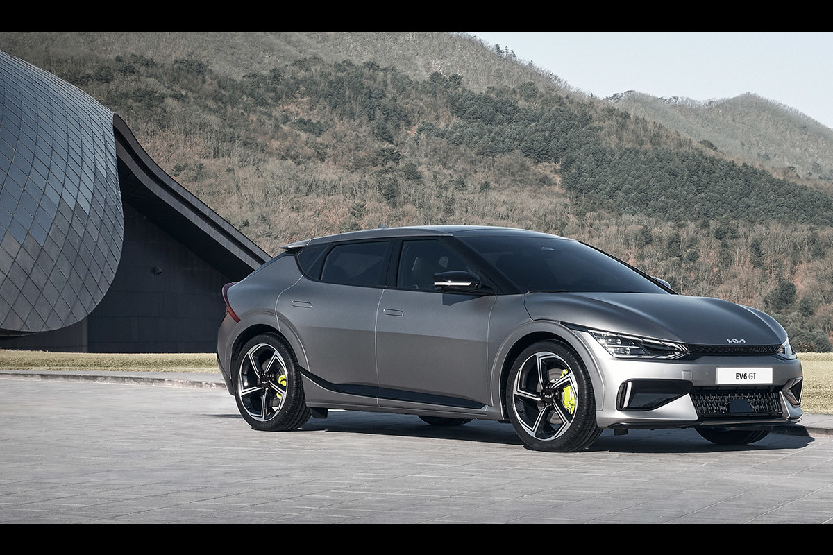 Nova imagem da Kia já chegou a Portugal e não veio sozinha