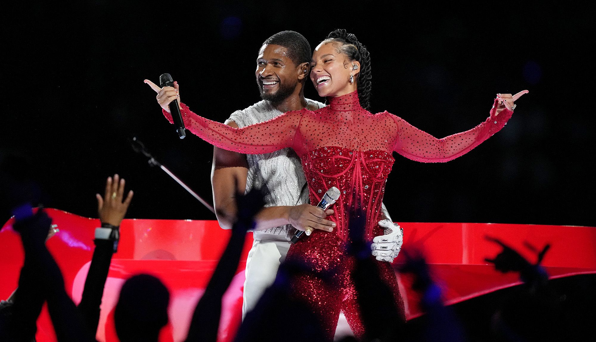 Super Bowl atinge audiências recorde. Efeito Usher ou Taylor Swift? 