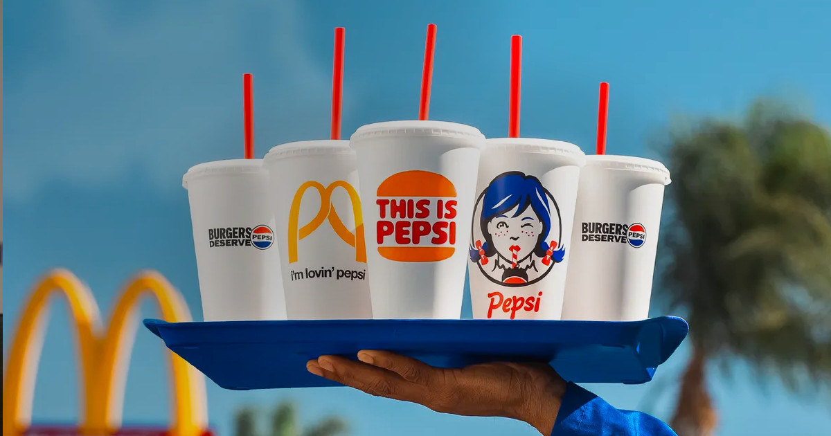 “Undercover Cups”: Pepsi “aparece” e troca refrigerantes a clientes de restaurantes