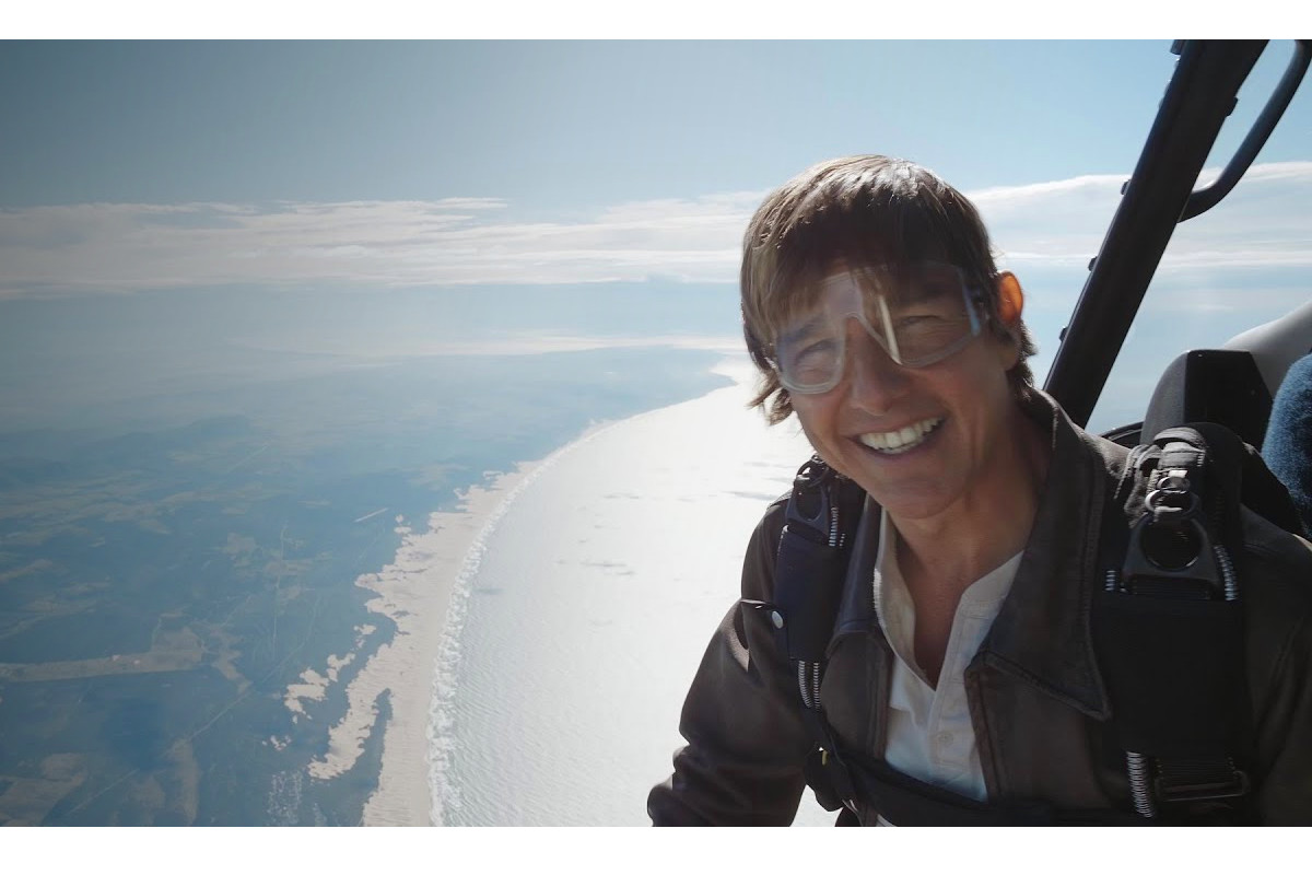 Tom Cruise agradece aos fãs sucesso do Top Gun em vídeo radical