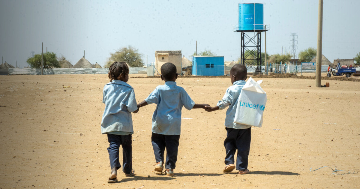 easyJet lança campanha de verão a bordo para apoiar trabalho humanitário da UNICEF