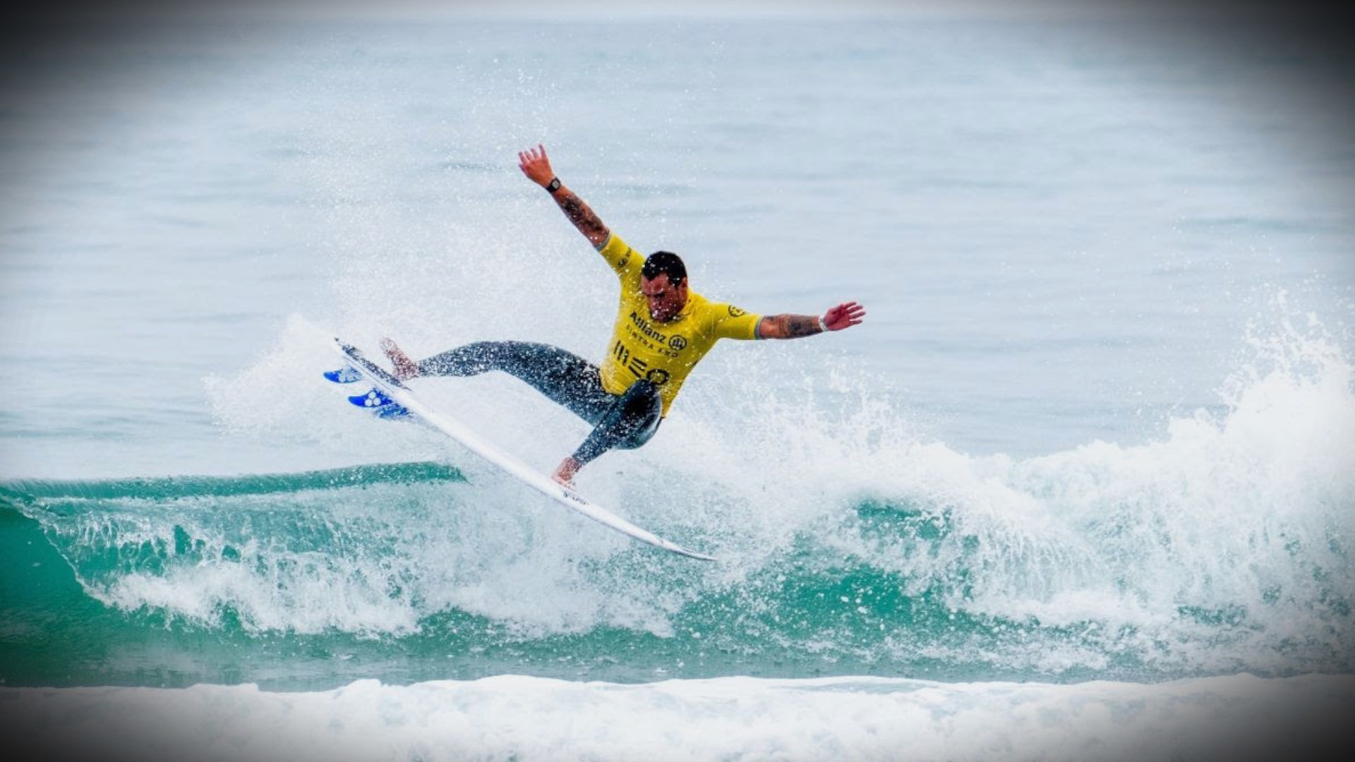 Vasco Ribeiro regressa às competições de surf com apoio da BUONDI