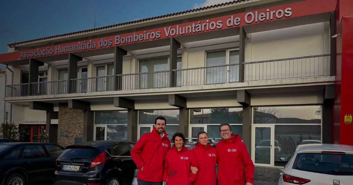 Depressão Kristin: Fundação Vodafone disponibilizou equipamento por satélite a bombeiros