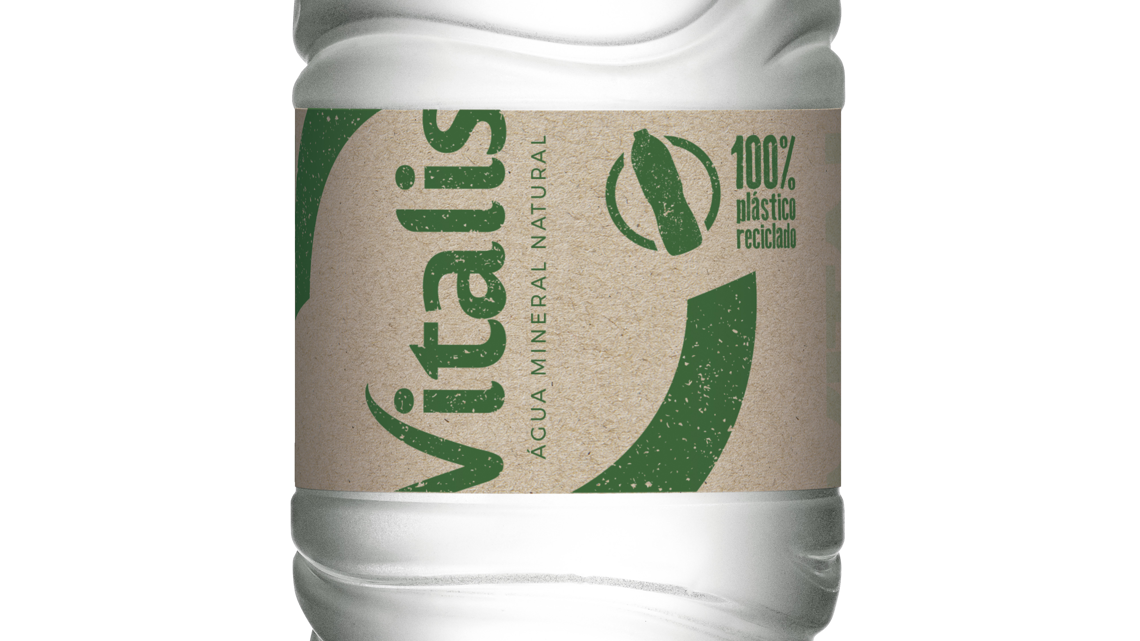 Vitalis lança primeira garrafa com plástico 100% reciclado