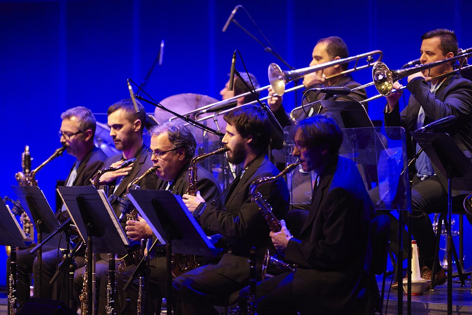 2017-11-30 Orquestra Jazz de Matosinhos &amp; Rebecca Martin