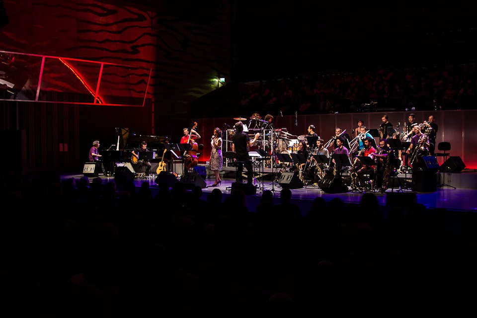 2012-10-12 Orquestra Jazz de Matosinhos &amp; Mayra Andrade