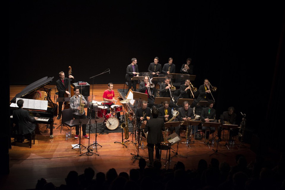 2015-10-17 Novos Talentos do Jazz / OJM &amp; Ricardo Toscano