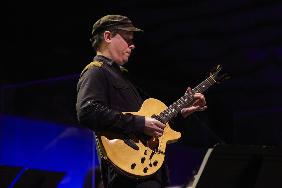 2015-04-12 Orquestra Jazz de Matosinhos &amp; Kurt Rosenwinkel
