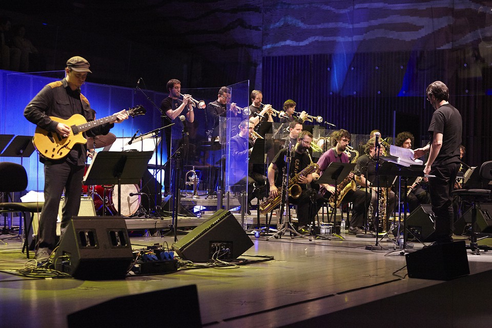 2015-04-12 Orquestra Jazz de Matosinhos &amp; Kurt Rosenwinkel