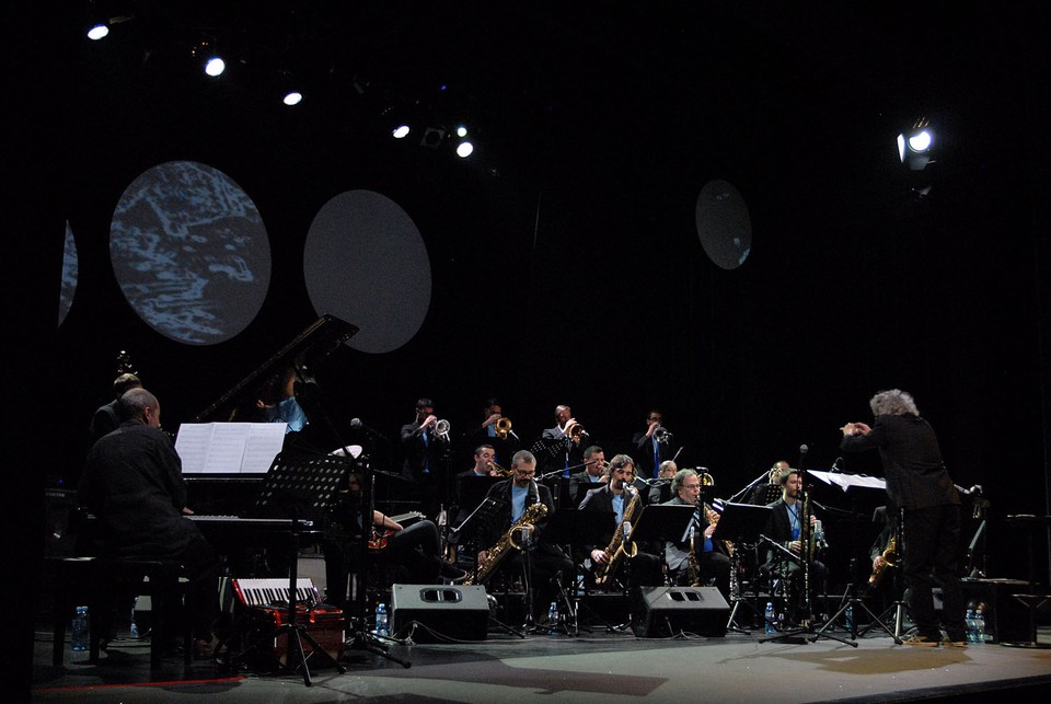 2016-10-30 Orquestra Jazz de Matosinhos &amp; João Paulo Esteves da Silva