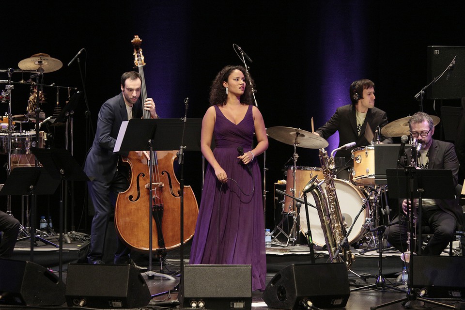2016-02-13 Orquestra Jazz de Matosinhos &amp; Mayra Andrade