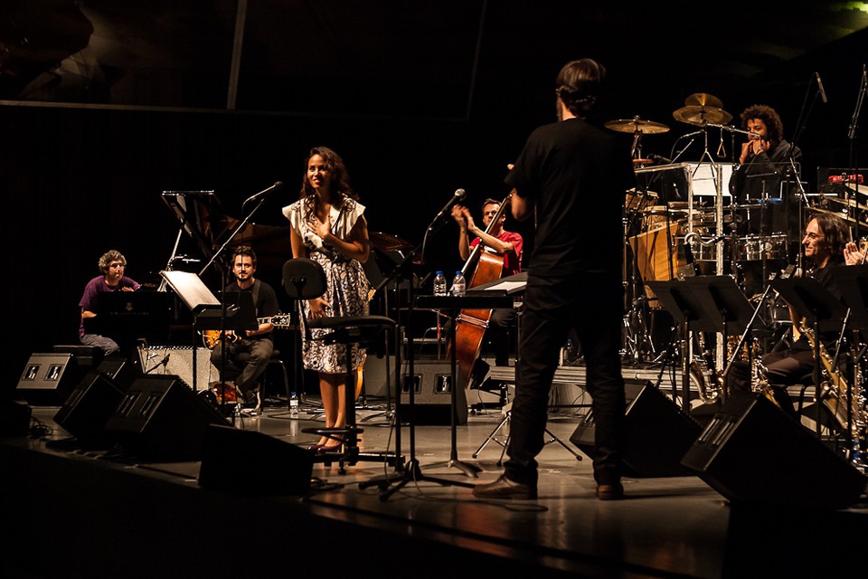 2012-10-12 Orquestra Jazz de Matosinhos &amp; Mayra Andrade