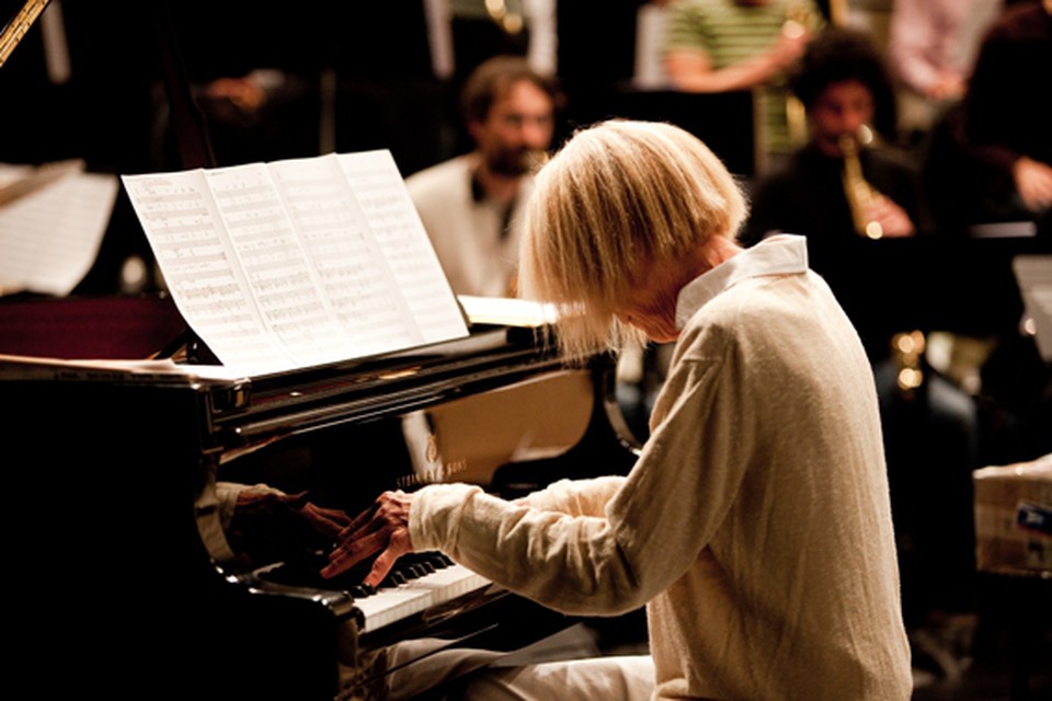 2010-04-11 Orquestra Jazz de Matosinhos &amp; Carla Bley