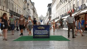 À Procura de Campeões