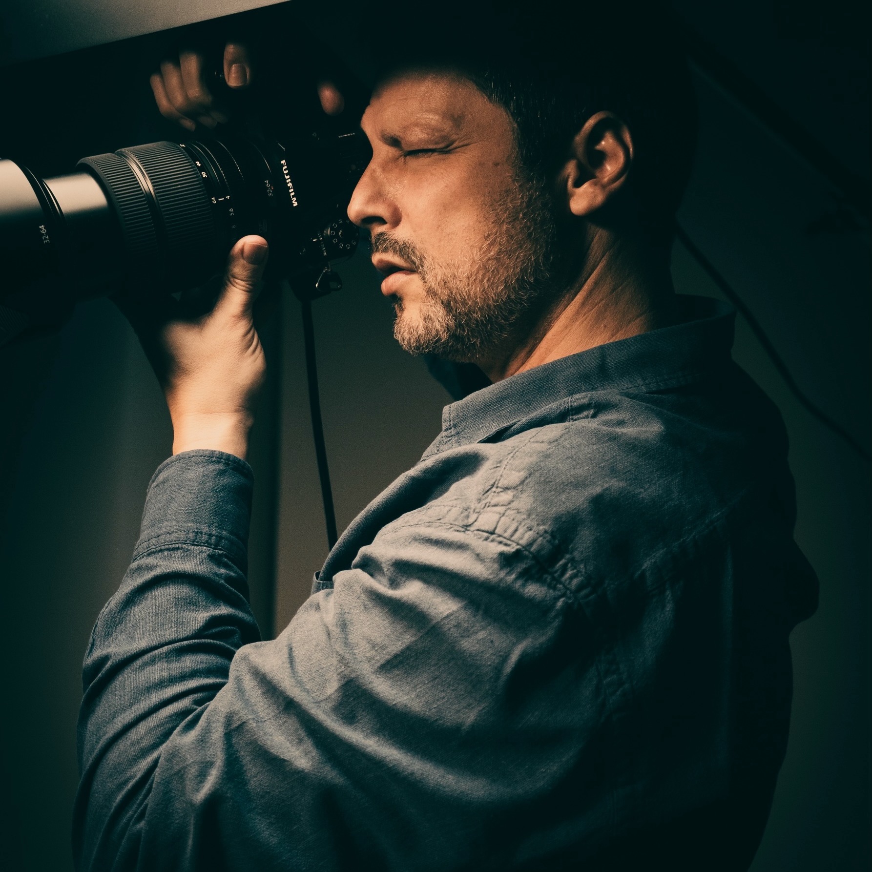"Do estúdio à IA - A curadoria da nova imagem": Masterclass gratuita com Frederico van Zeller