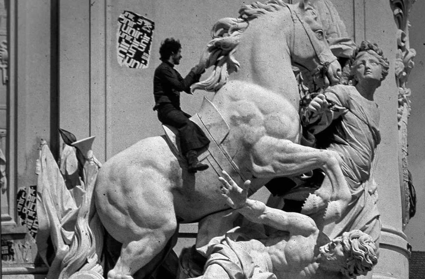 Exposição &quot;Viva a Liberdade&quot; de Alfredo Cunha
