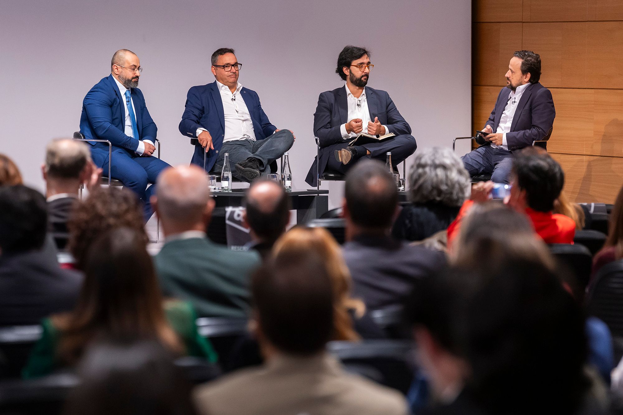 O painel que juntou João Barbosa, Chief Marketing Officer RandTech Computing, Ricardo Azevedo, Diretor Técnico Innovarisk e José Miguel Costa, especialista em Seguros do Eurobic Abanca, com a moderação de Filipe Charters de Azevedo, líder da Safe-Crop, focou o papel da mediação.
