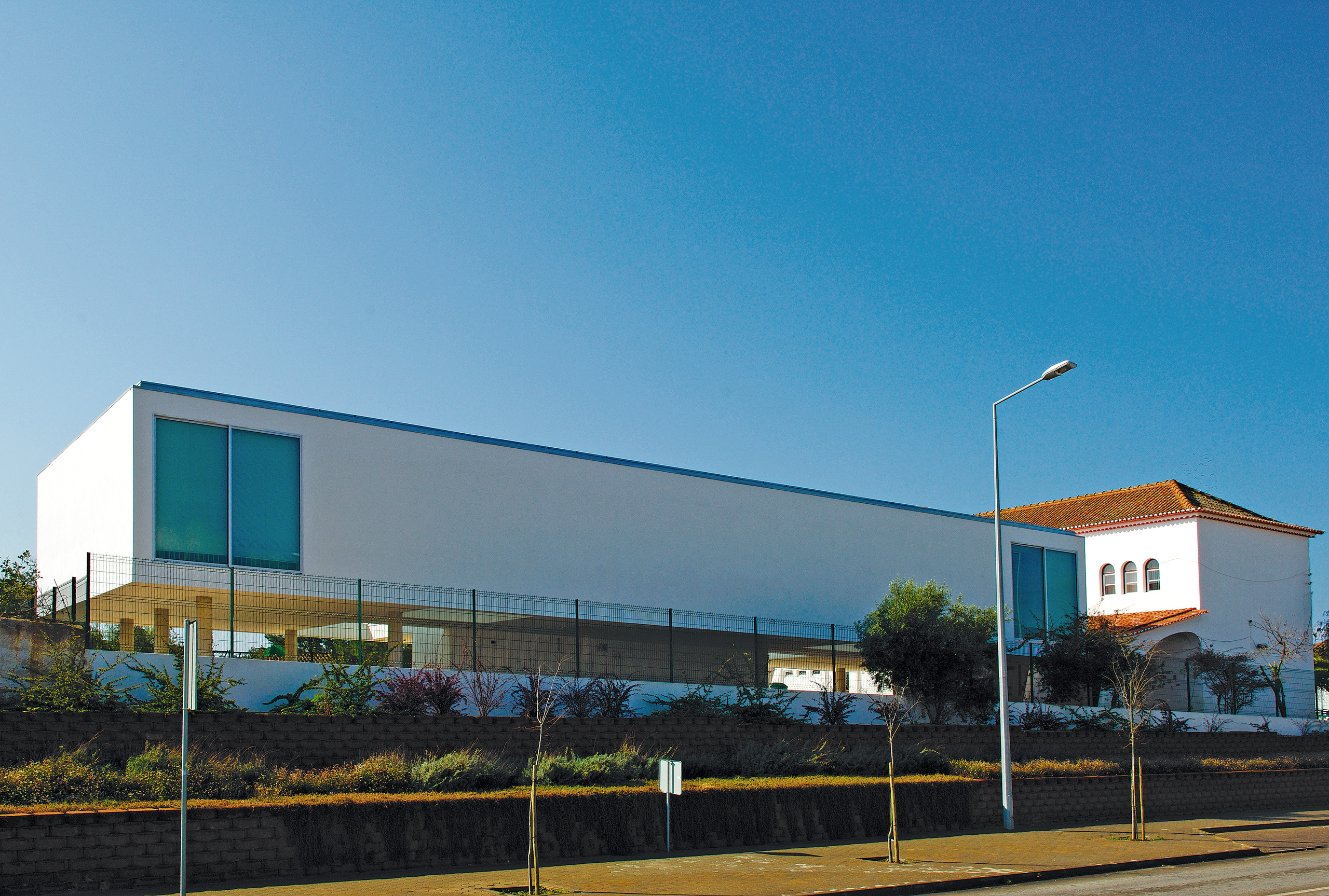 02-WORK — 0412 ODIÁXERE SCHOOL