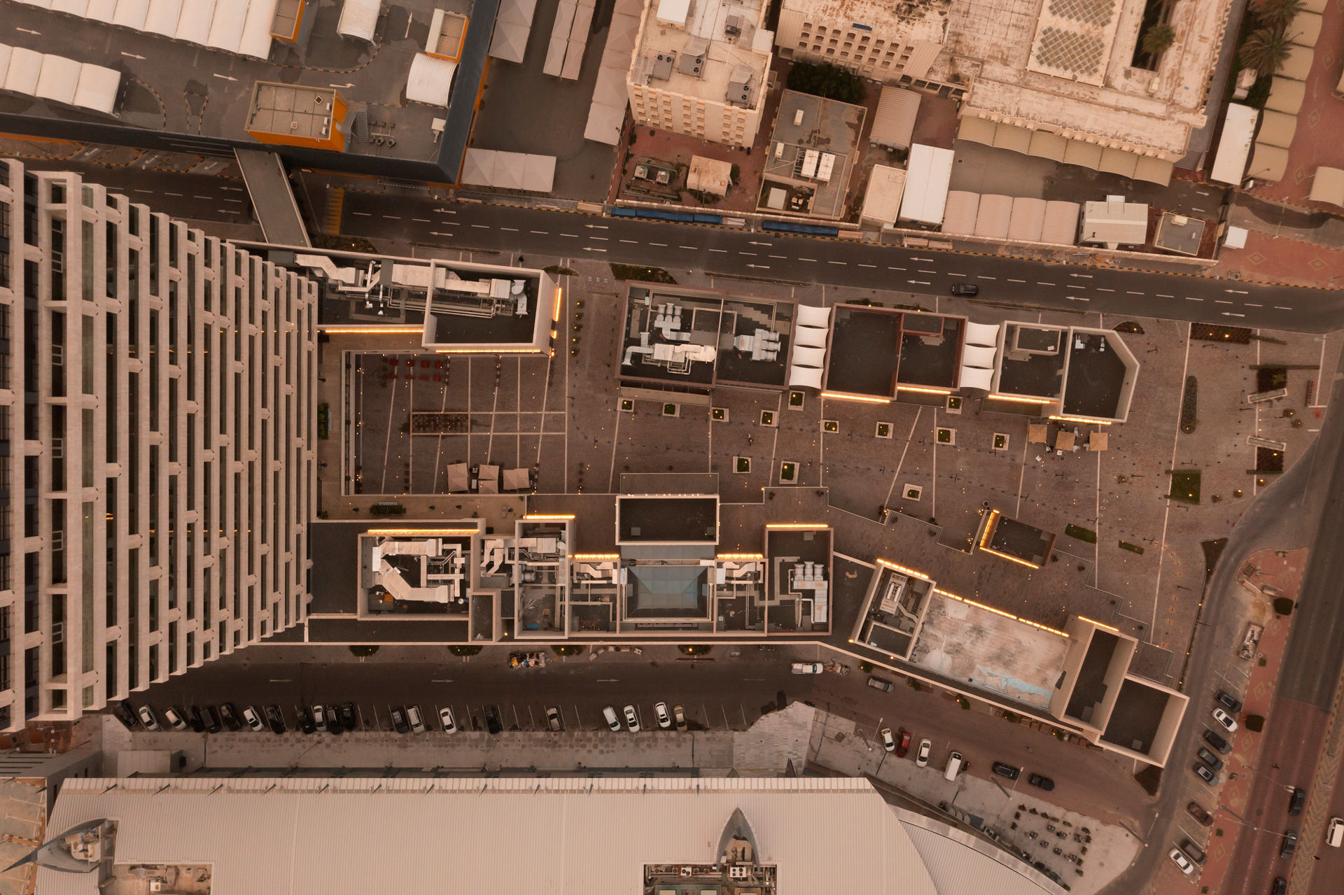 56-WORK — 1640 AL ANDALUS