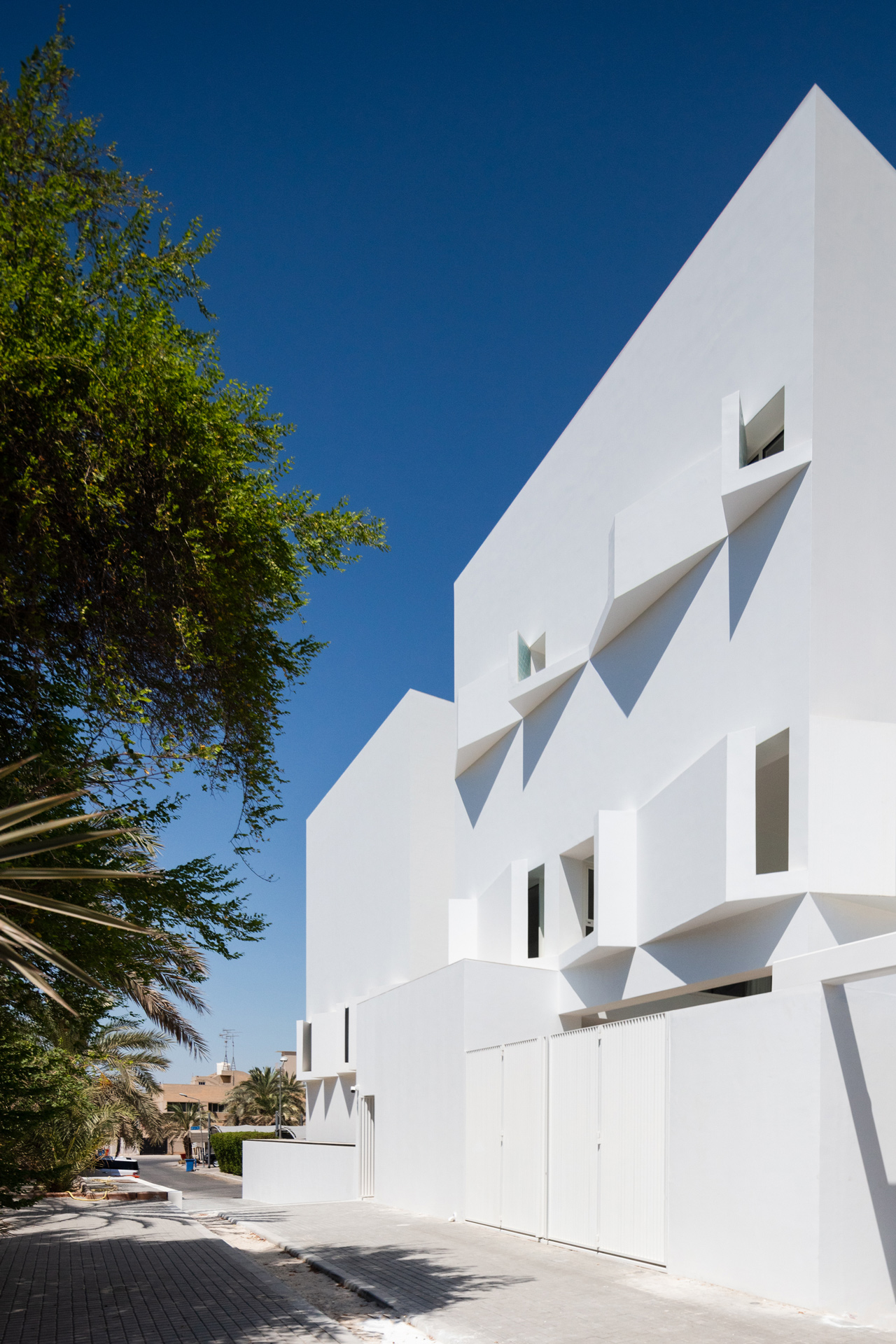 33-WORK — 1404 TWO HOUSES — TWO