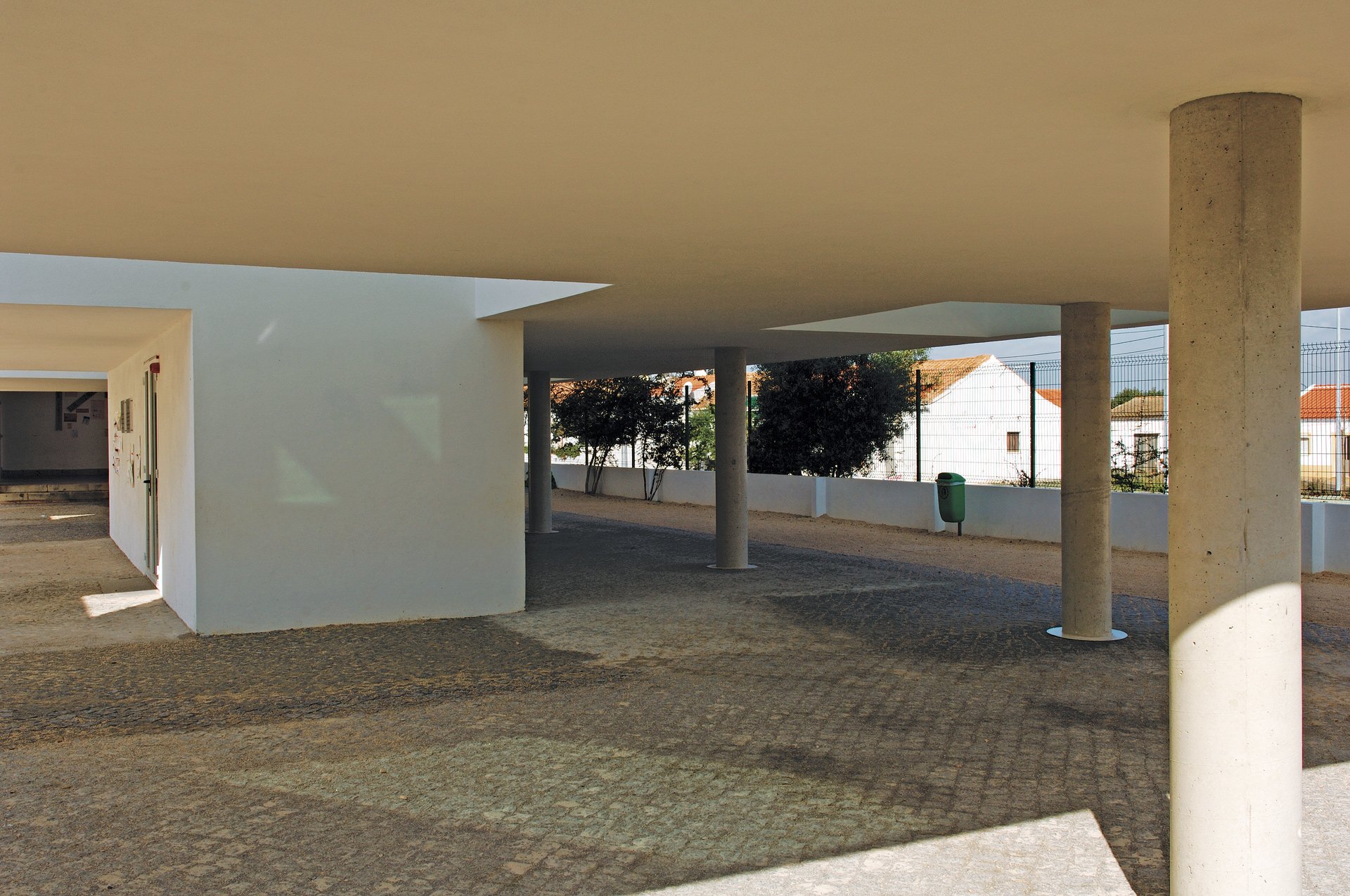 02-WORK — 0412 ODIÁXERE SCHOOL