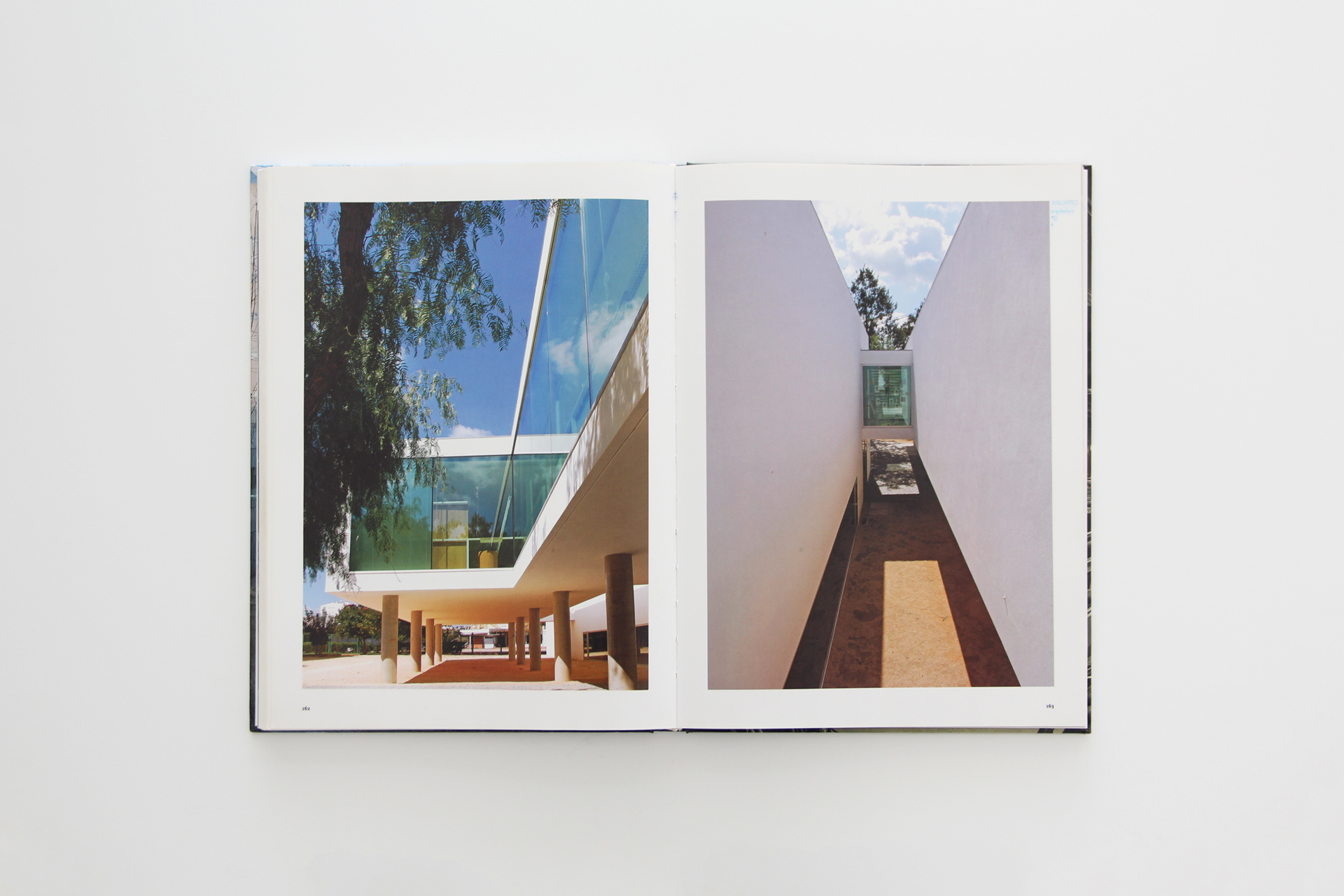 JOURNAL_2007 BOOK ANUÁRIO ARQUITECTURA #10