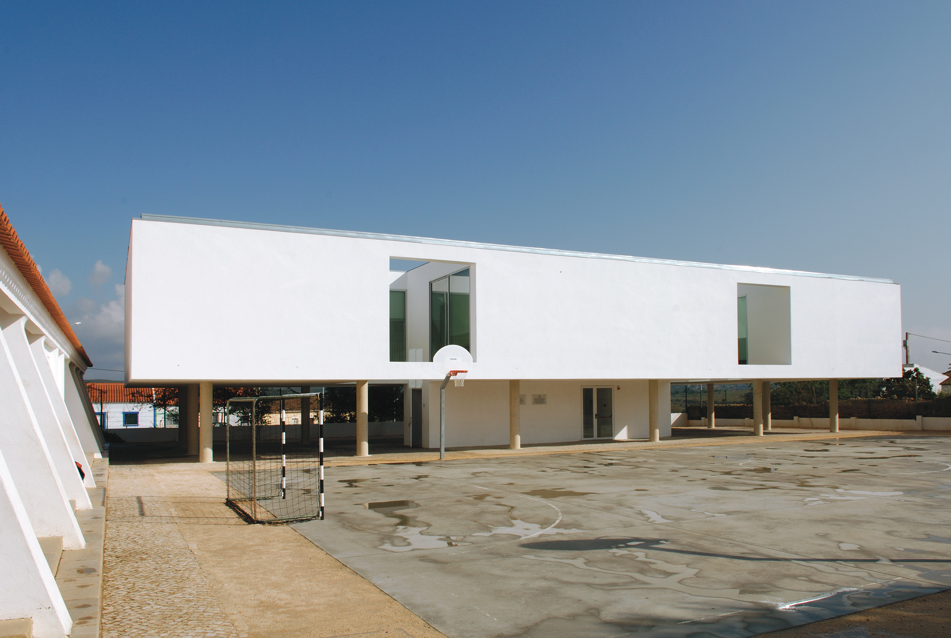 02-WORK — 0412 ODIÁXERE SCHOOL