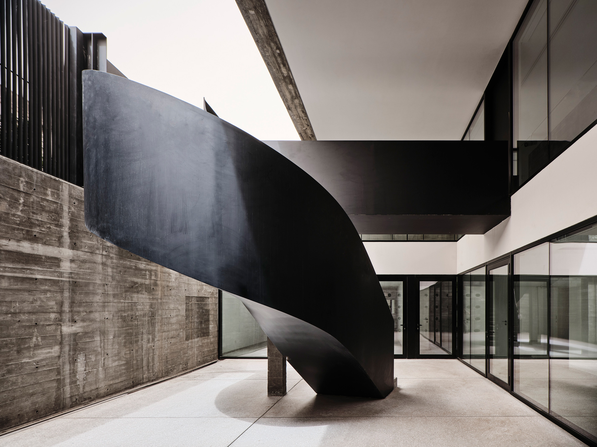 62-WORK — 1126 FISH BOWL