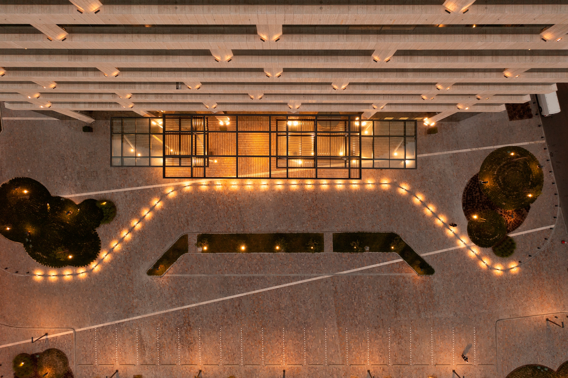 56-WORK — 1640 AL ANDALUS