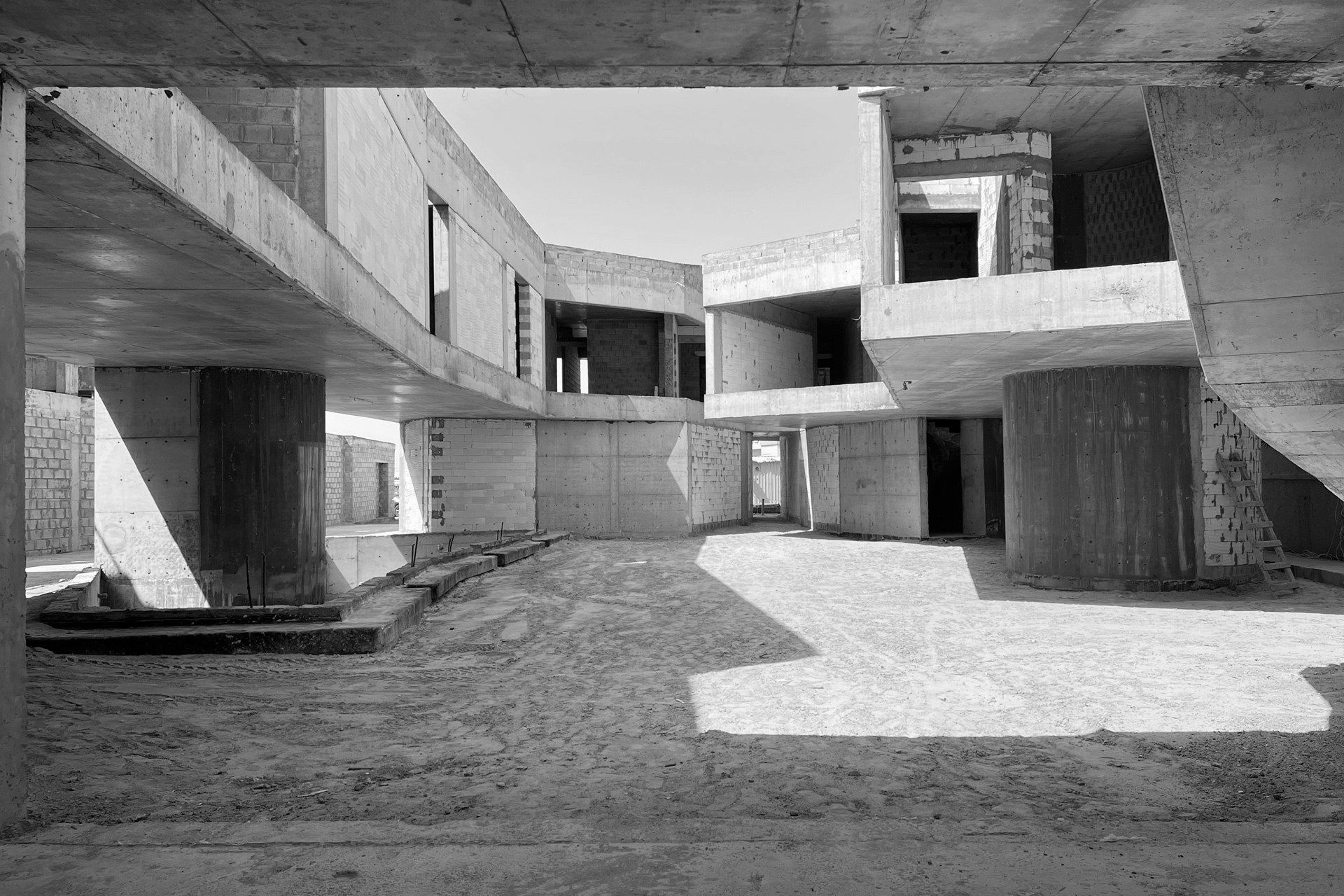 30-WORK — 1708 SUSPENDED CHALET