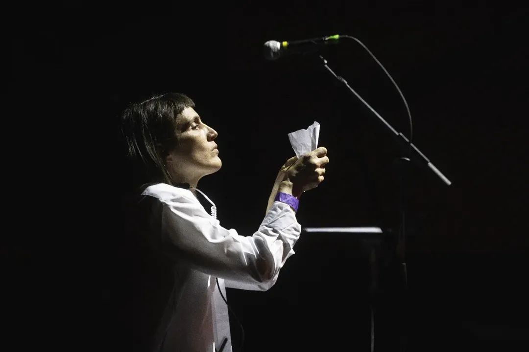 Abril 9