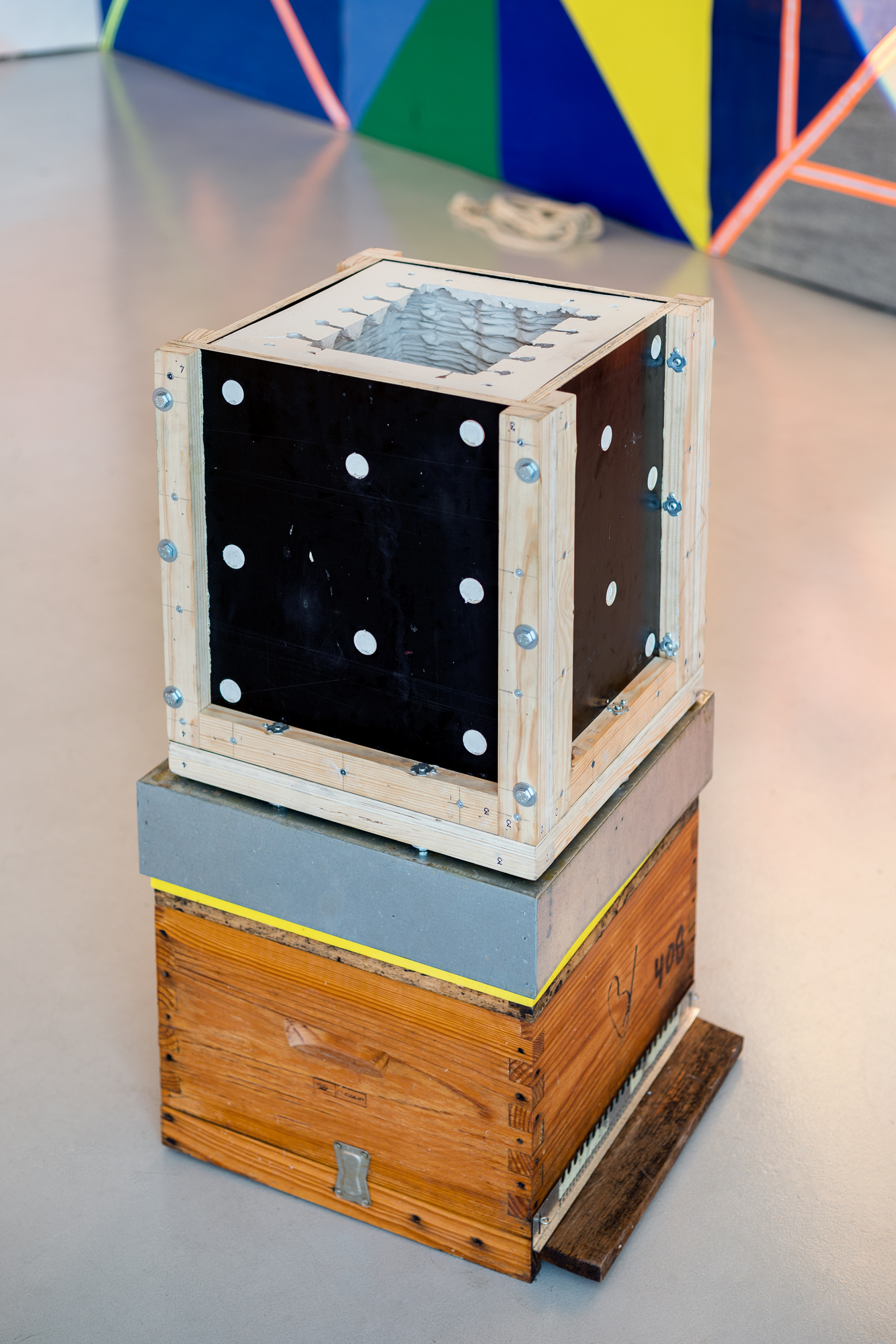 Yonamine - Union Jacking. Voice of the Voice£ess