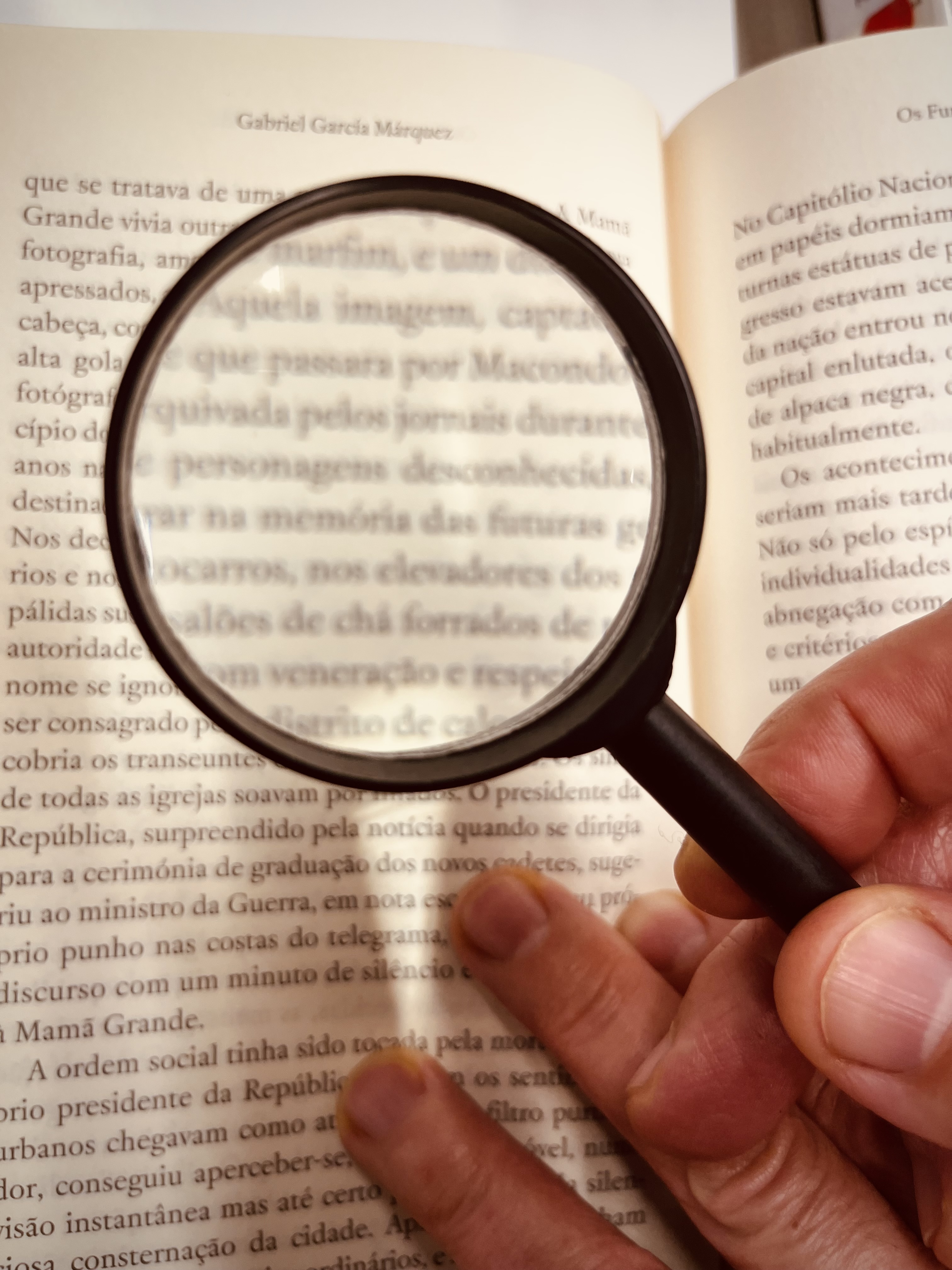 CLUBE DE LEITURA — CONTOS À LUPA, PERGUNTAS PARA LEITORES ATENTOS