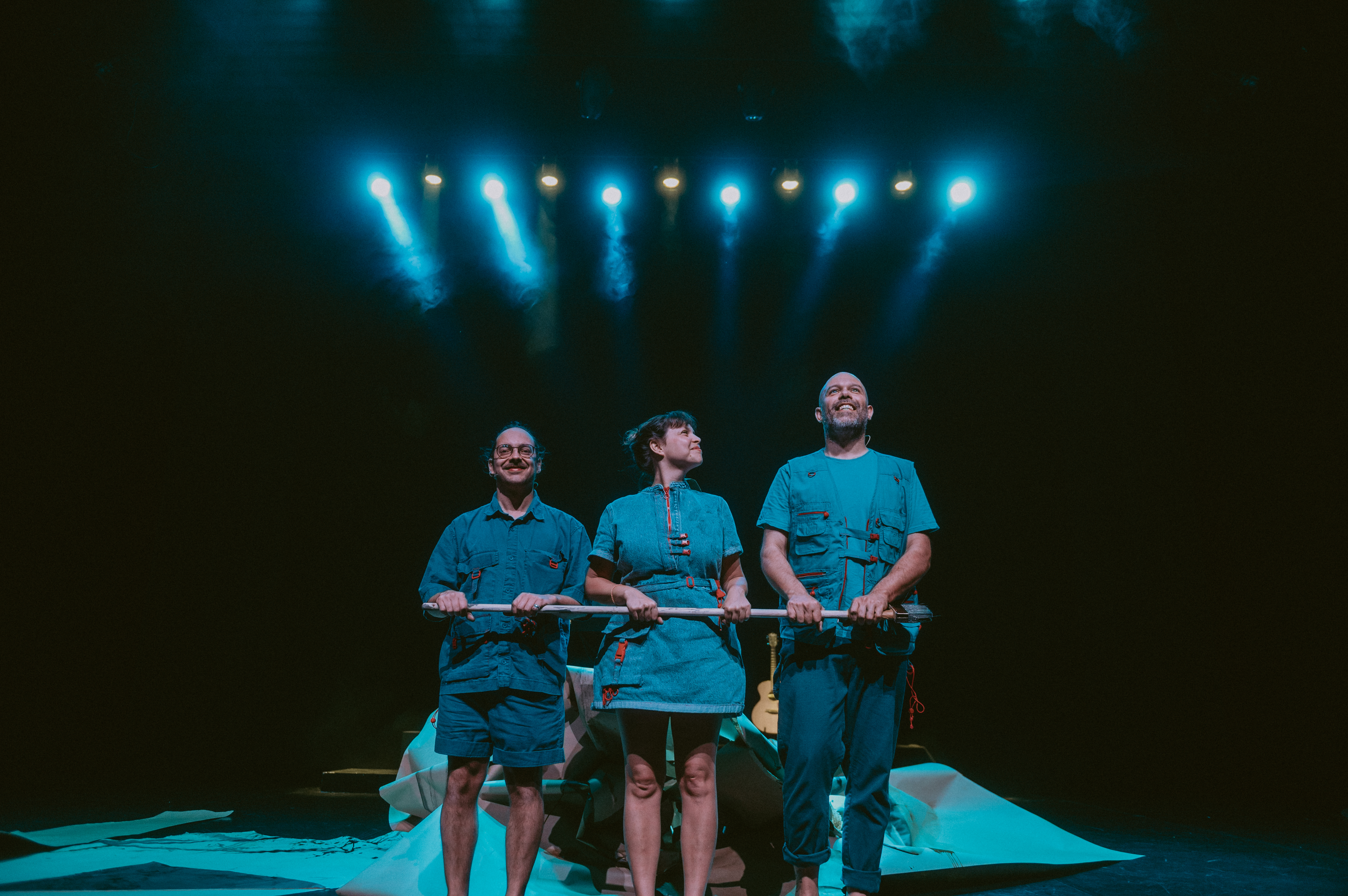 ESPETÁCULOS PARA FAMÍLIAS — SABER IR AO FUNDO