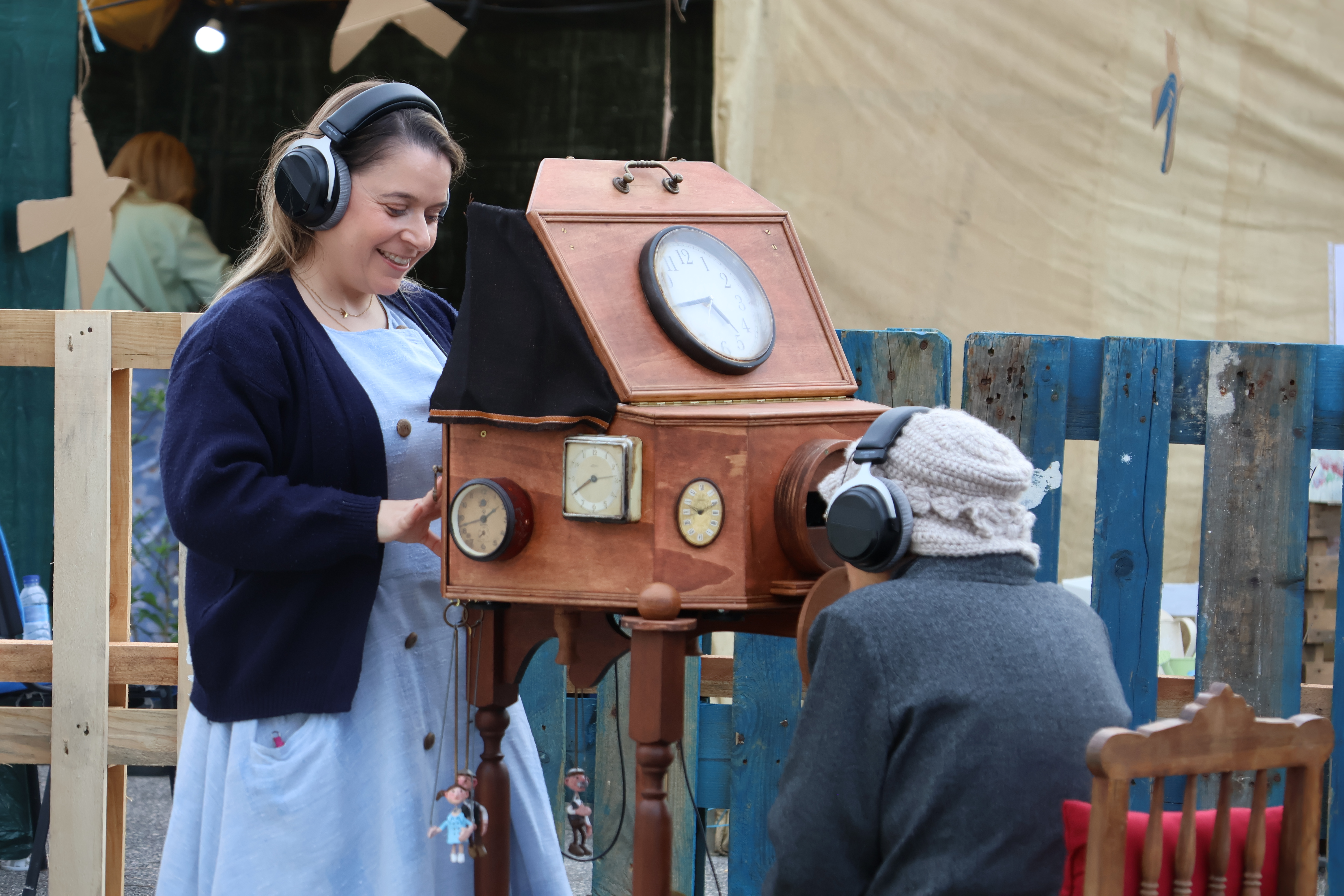 FEIRA DO LIVRO — GUARDA-TEMPOS – TEATRO EM MINIATURA