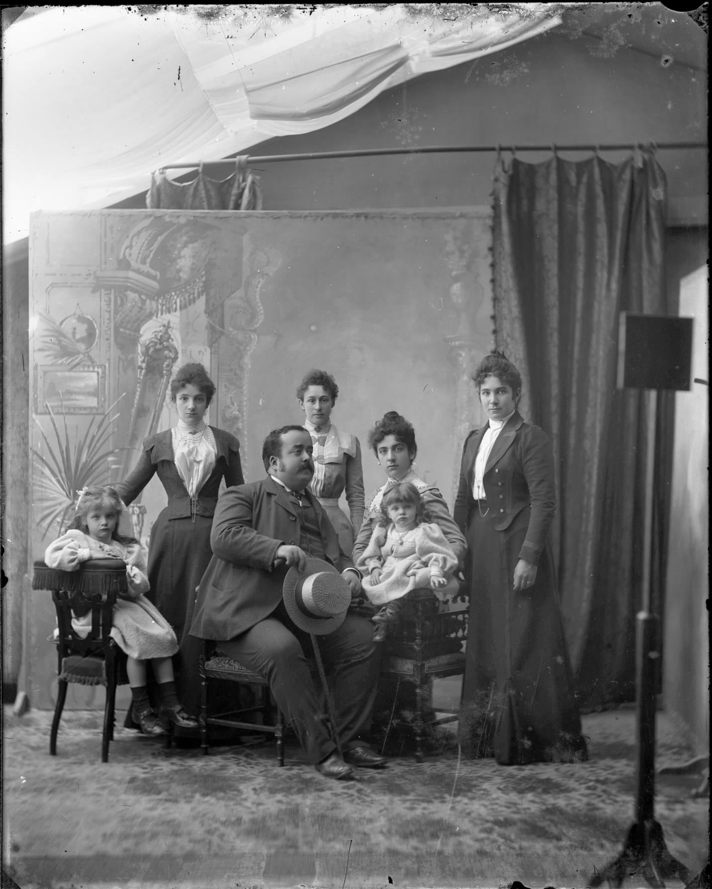  INTRODUÇÃO À GENEALOGIA — REGISTOS PAROQUIAIS E FONTES ALTERNATIVAS