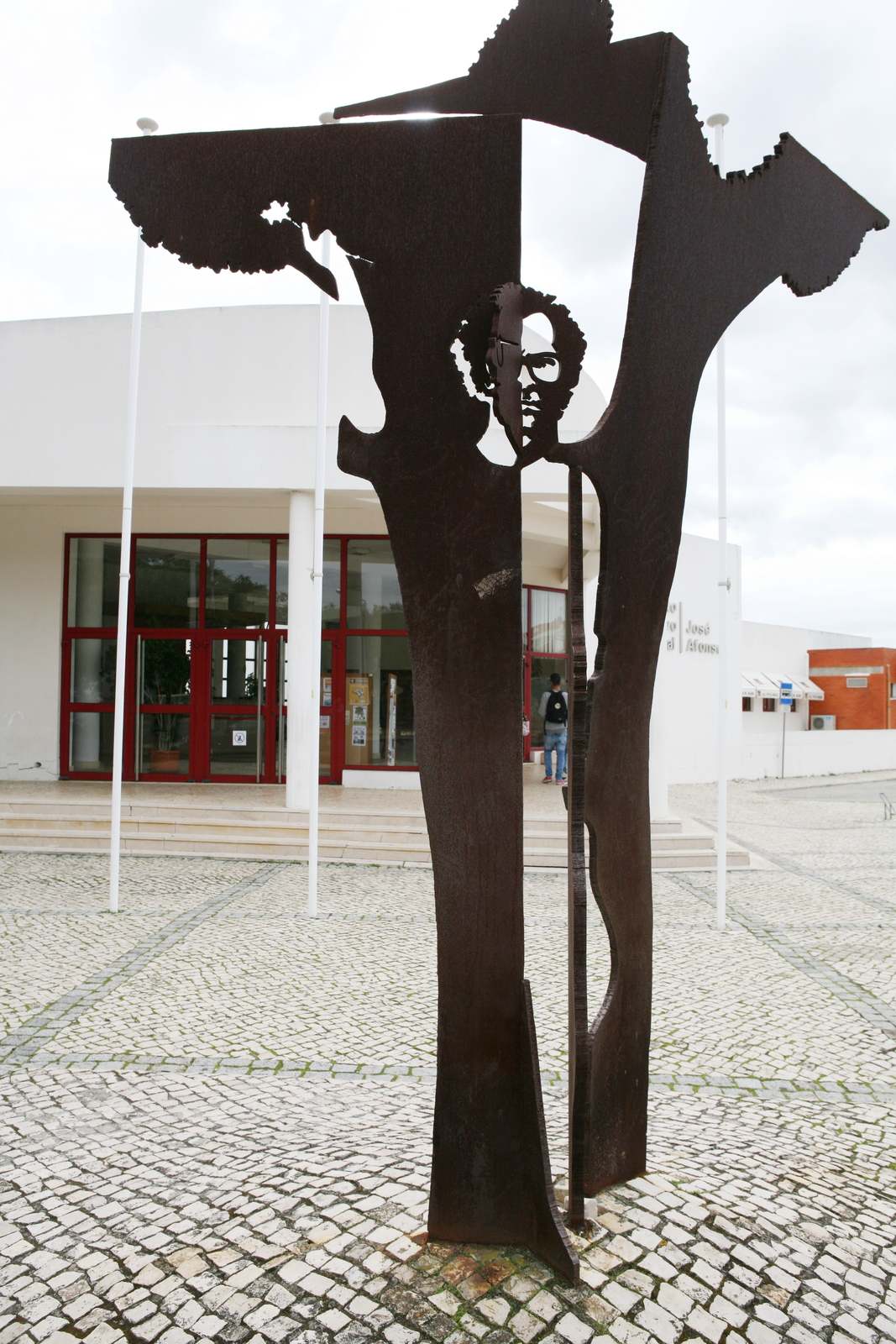 CURSO BREVE #42 — LER E OUVIR JOSÉ AFONSO