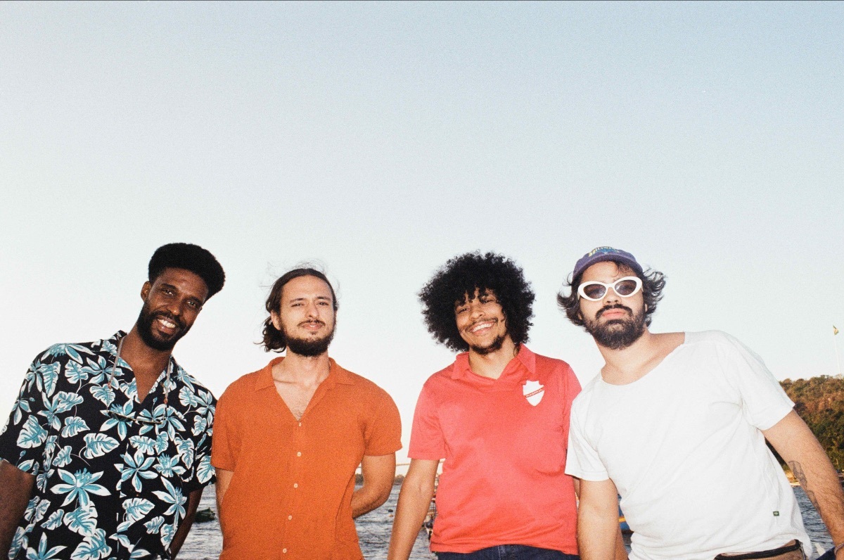  Os Boogarins