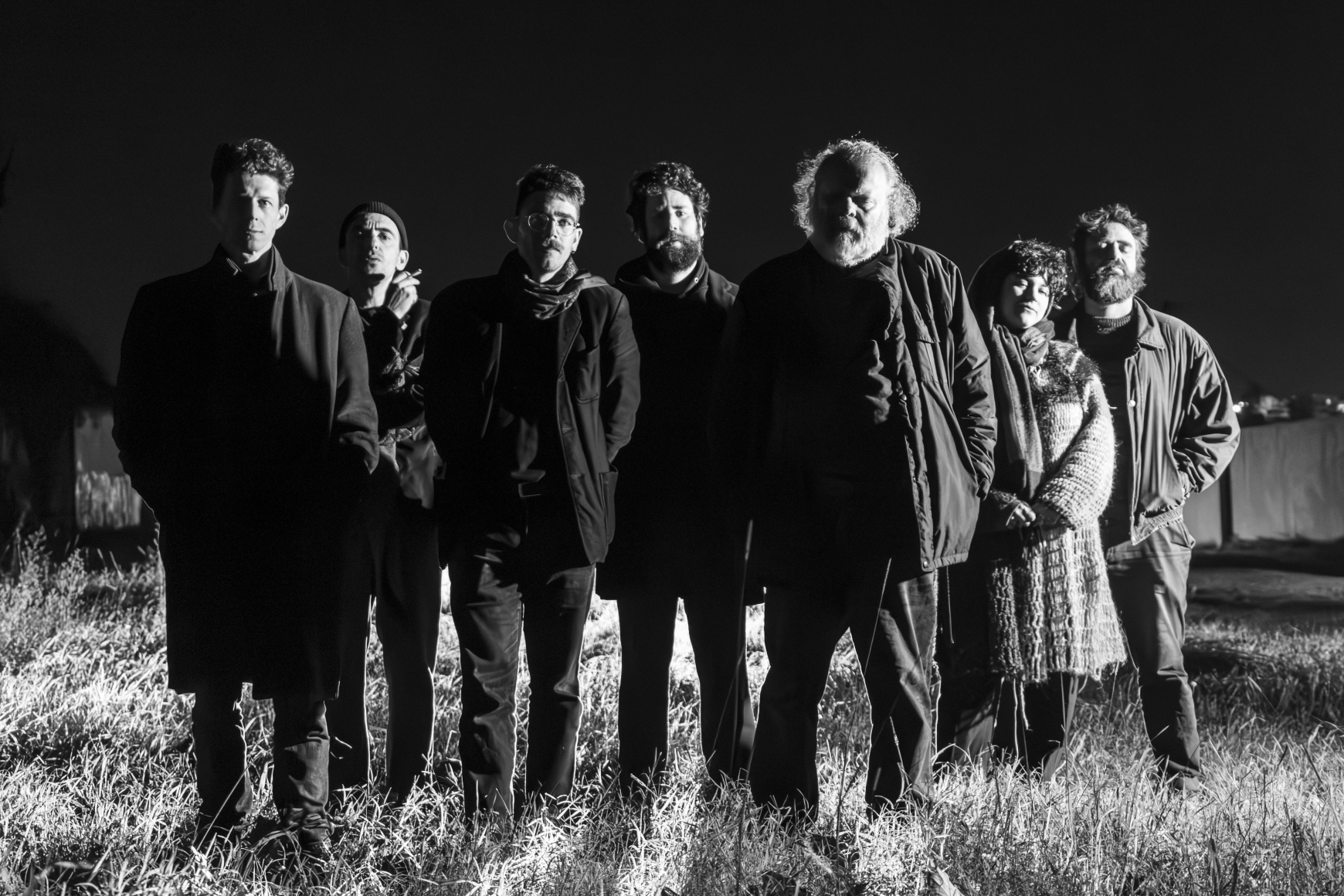 Sereias voltam com seu canto louco de lucidez