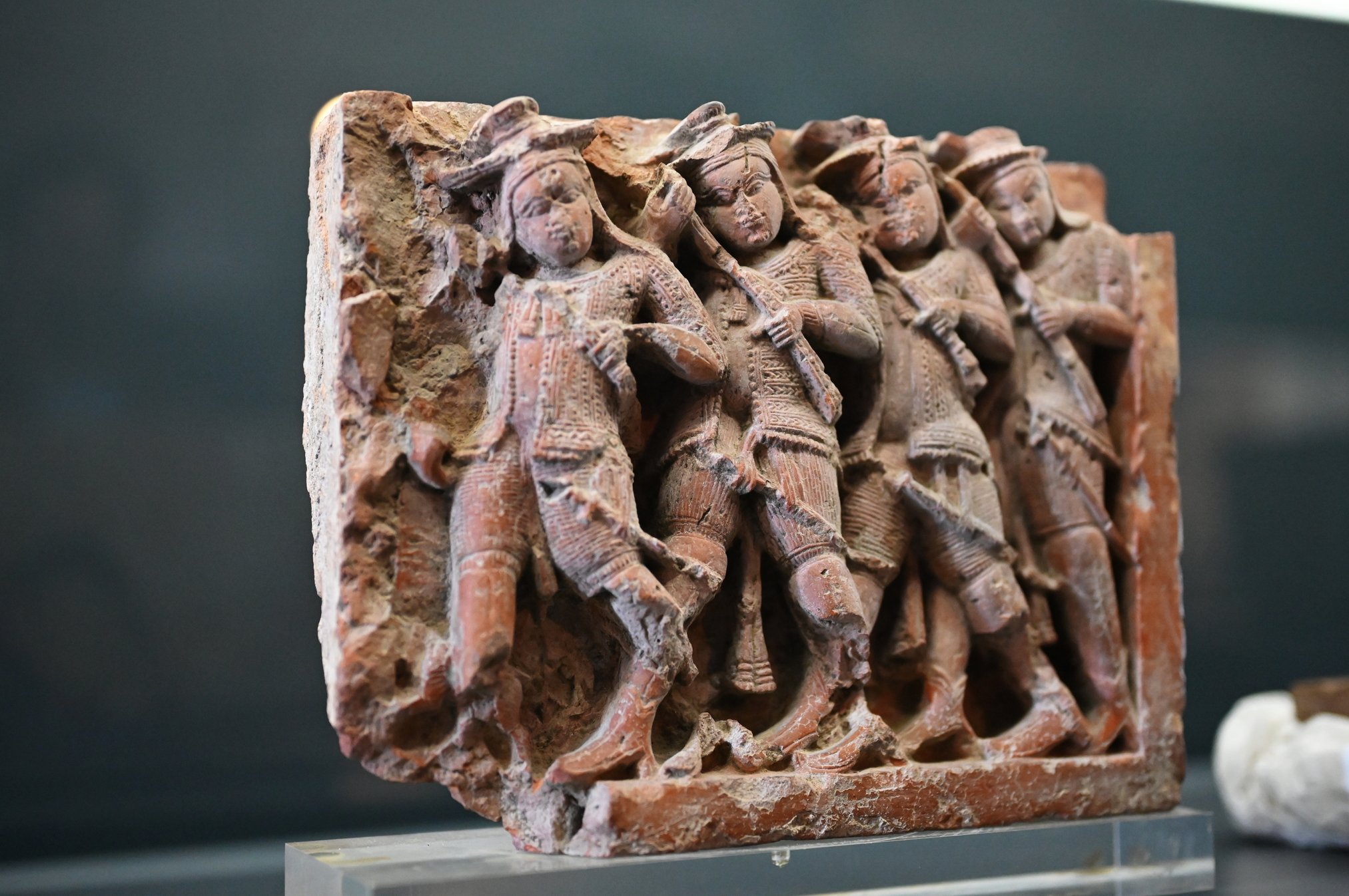 Primeira exposição temporária do Museu das Convergências inaugura na Alfândega