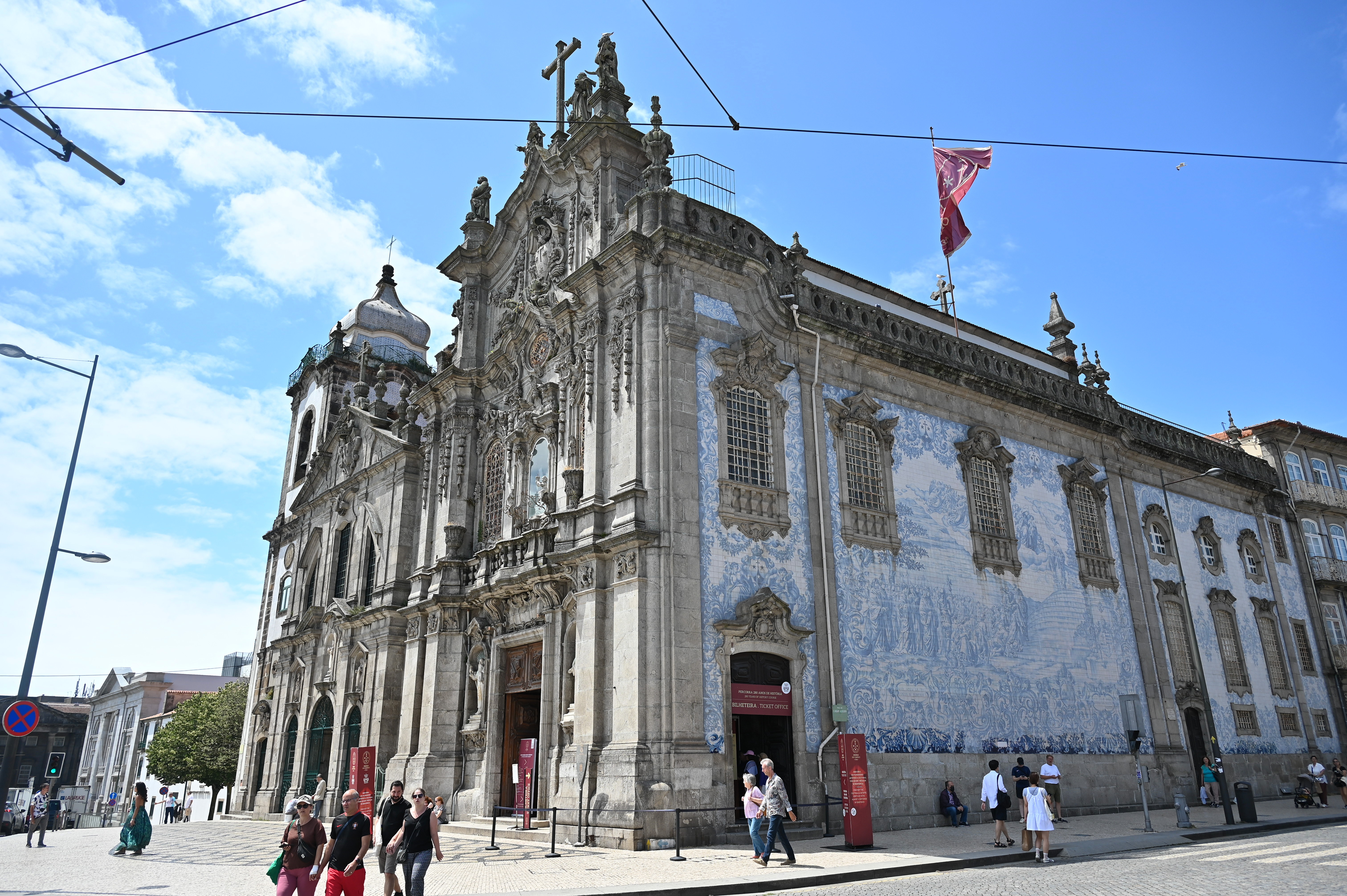 Portografia: Fachada da Igreja do Carmo