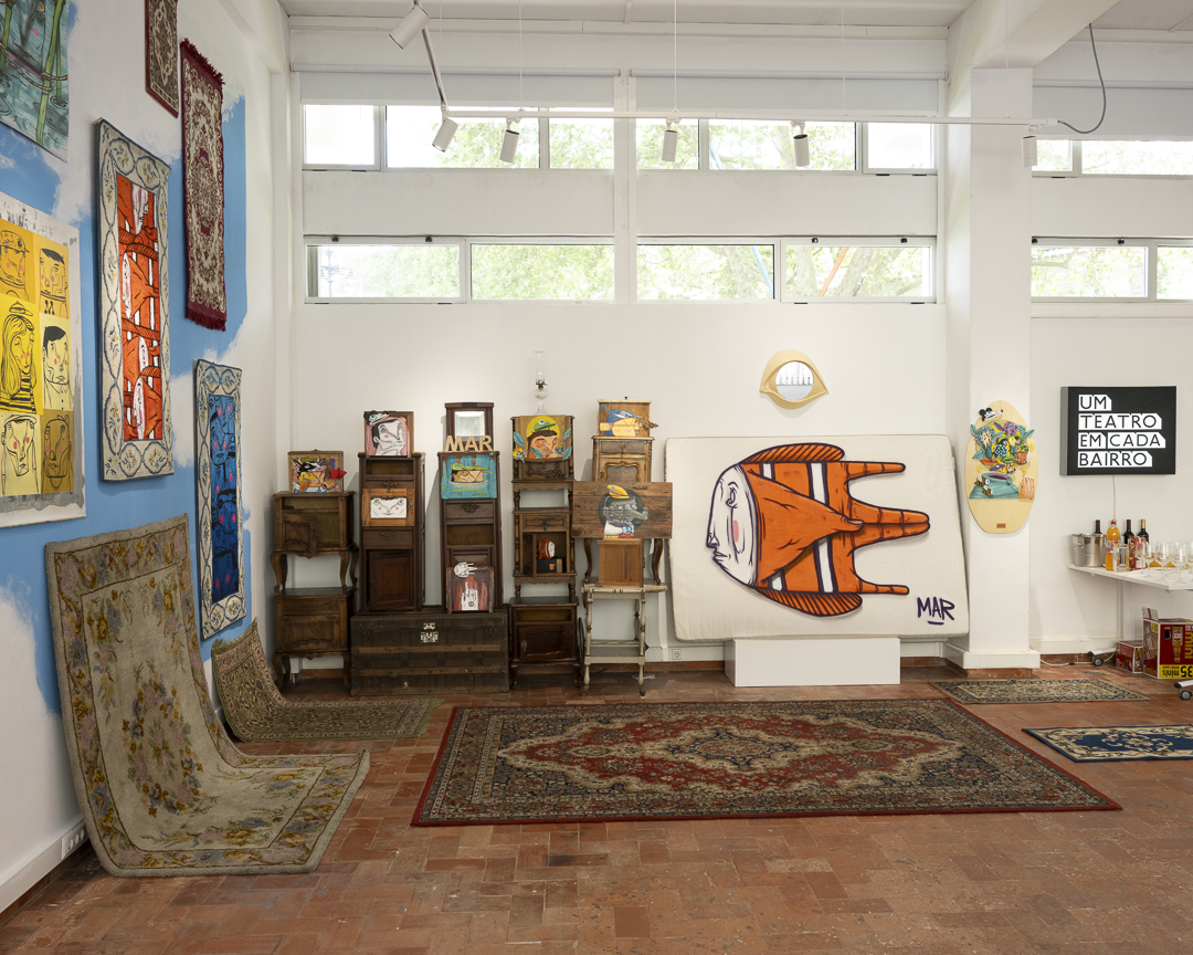 Exposição “Por cima do Tapete, o meu Quarto”