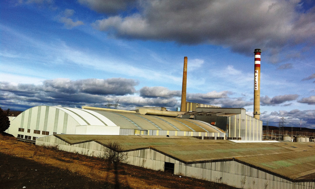 14. Acquisition of Vidriera Leonesa