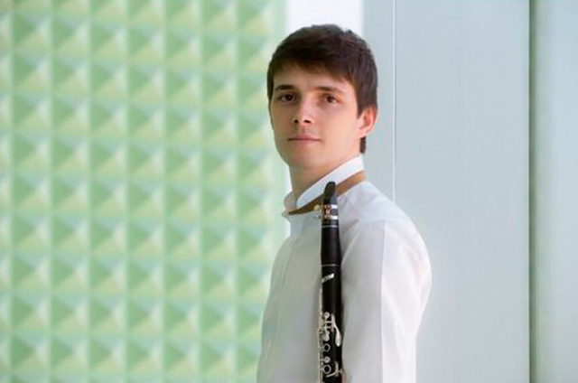 Horácio Ferreira — Clarinete