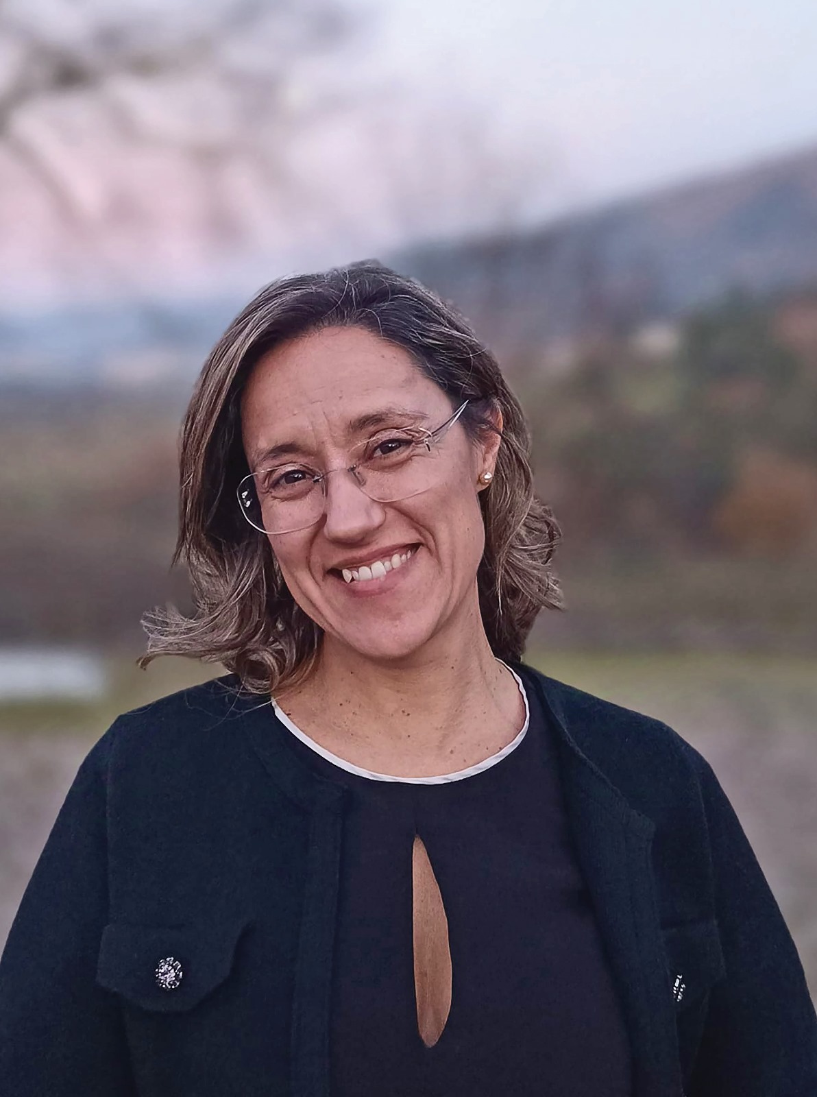 Apresentação do livro "Cartas a uma amiga..." com a autora Raquel Rodrigues.