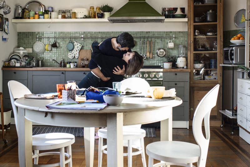 2026-04-09 21:00:00 - ALFRAGIDE - Mulher e Marido